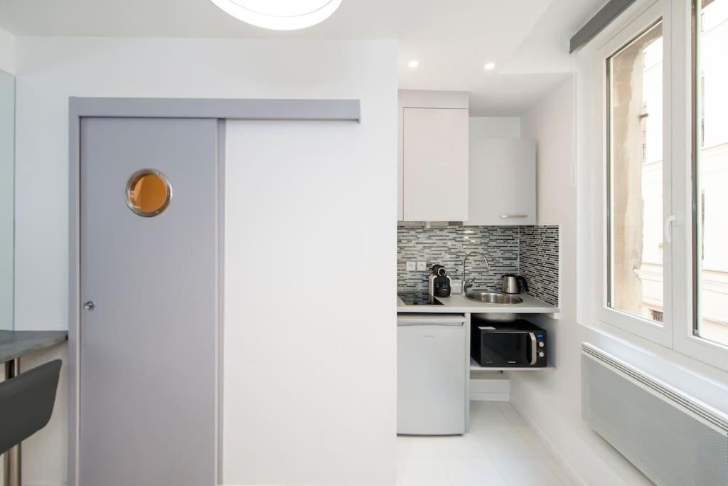 Rue Saint Denis - 02 Apartment